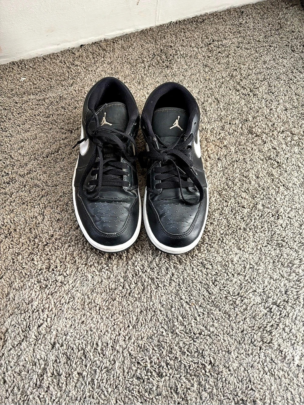 Jordan Air Jordan 1 Low Black & White US 8.5 Sneakers
